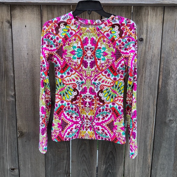 TRINA TURK SWIM Women's Long Sleeve Crewneck Swim Tee - Picture 4 of 5